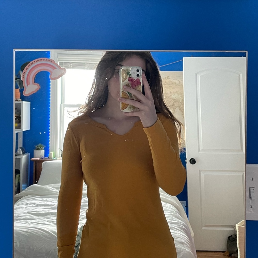 Yellow Long sleeve tee